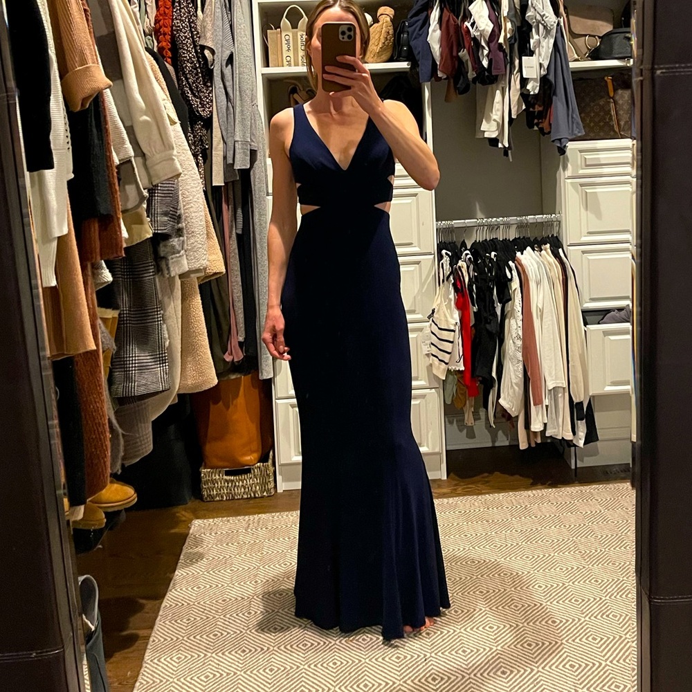 Faviana V-neck side out gown